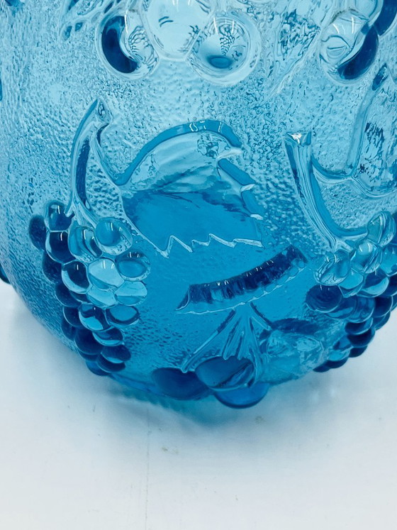 Large vintage blue glass bottle from Empoli – Glass & Decanter (photo 8 of 12)