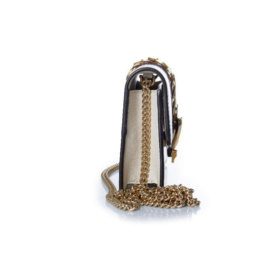 Image 1 of Gucci Sylvie Mini-Kettentasche in Weiß