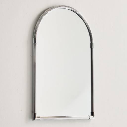 Spiegel met metalen frame