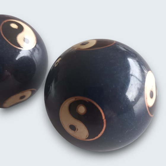Image 1 of Set di sfere per meditazione di design – Yin Yang – Supporti in acciaio inossidabile – sfere sonore