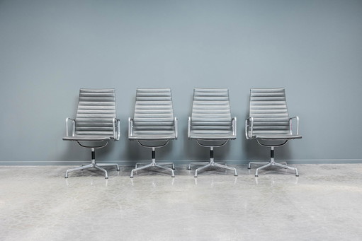 Eames EA112 Konferenzstuhl, 20x
