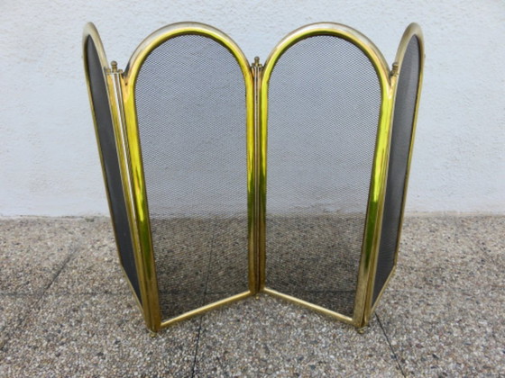 Image 1 of Pantalla para chimenea, protector contra chispas, de latón dorado con 4 paneles plegables, Francia, 1950.