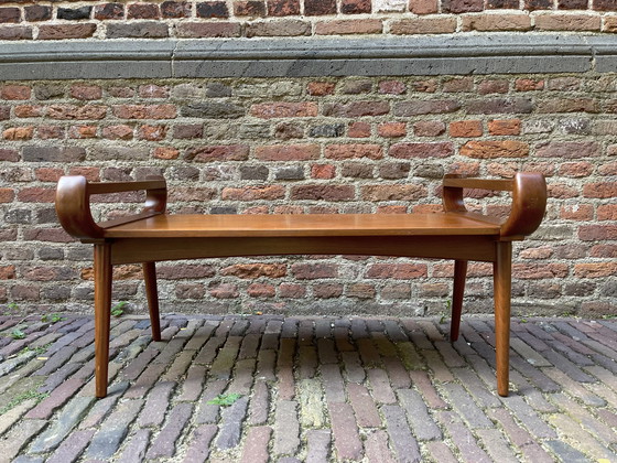 Image 1 of Table basse vintage avec plateau réversible en bois