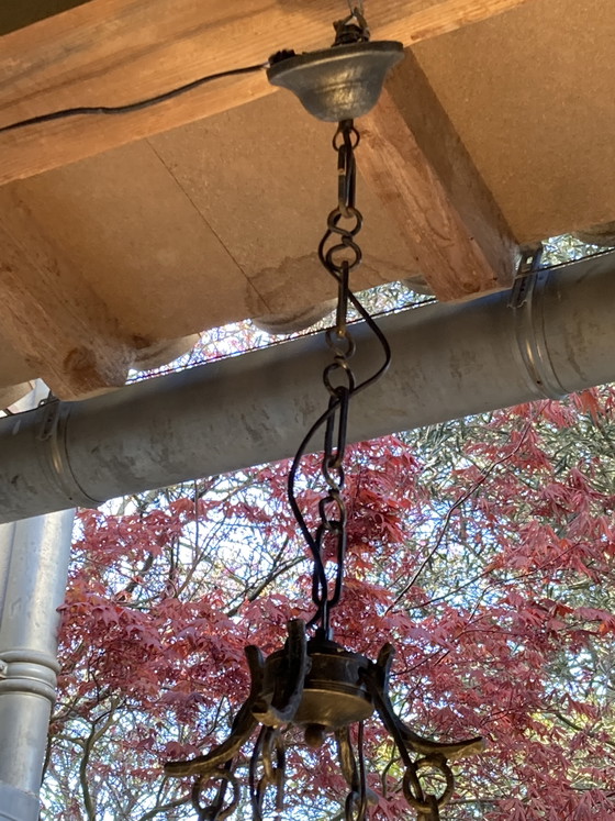 Image 1 of Imponente lampadario in stile brutalista, ispirato a Marcello Fantoni, risalente agli anni '60.