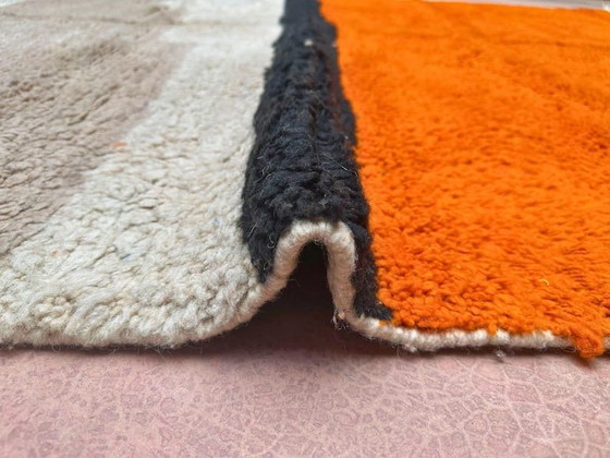 Alfombra bereber grande hecha a mano en lana natural, tamaño 250 x 350 cm. – Alberto Bazzani, Wool (photo 4 of 5)