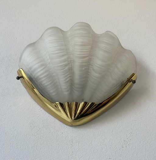 Vintage wandlamp, messing en gezandstraald glas, Frankrijk 1960