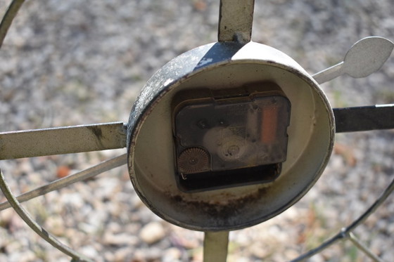 Image 1 of Grande horloge en métal mondrian