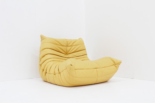 Togo 1-Seater Armchair Yellow Leather Ligne Roset Michel Ducaroy