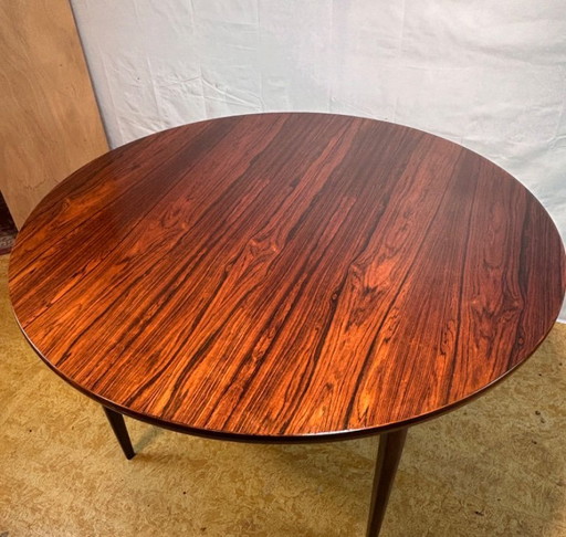 Mid-Century Danish Rosewood Extending Dining Table by Niels Otto Møller for J.L. Møllers Møbelfabrik 1960 exceptional example