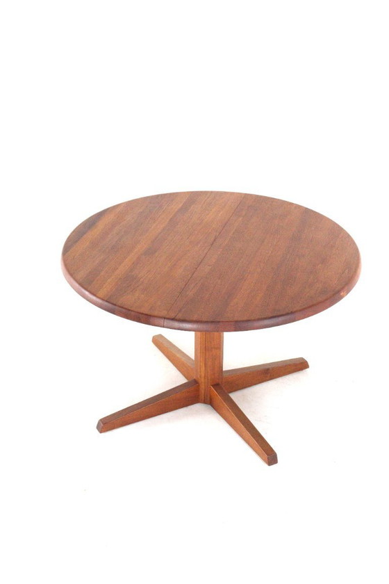 Image 1 of Table ronde de salle à manger danoise 'Lunde' en teck massif vintage