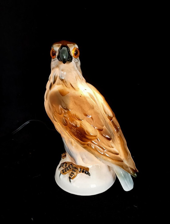 Porcelain lamp in the shape of an eagle – Table lamps (photo 7 of 8)