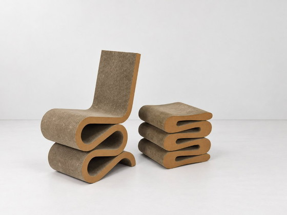 Sedia da camera Wiggle Easy Edges con sgabello di Frank Gehry per Vitra – Sedie da camera, Carta (photo 7 of 17)
