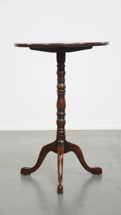 Round Antique English Wine/Table from the 19th Century