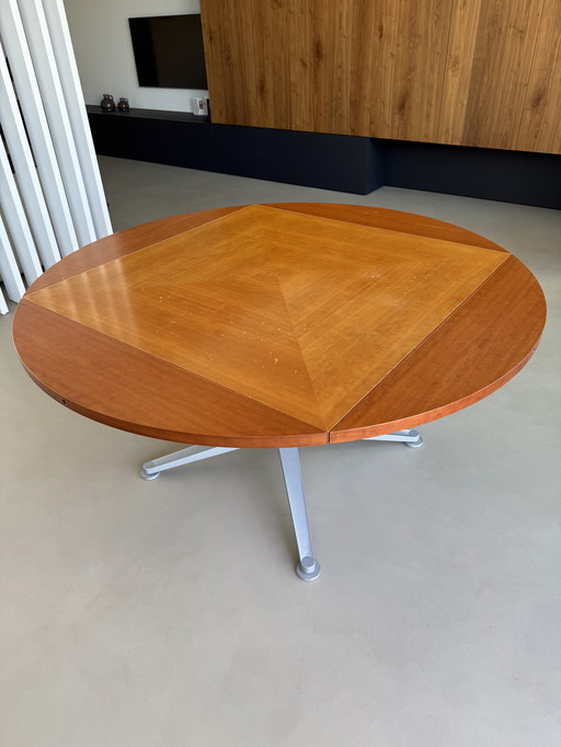 Zanotta Radice Quadra table