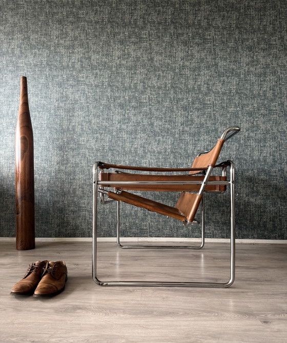 Image 1 of Sedia vintage "Wassily", pelle color cognac, Italia, anni '70