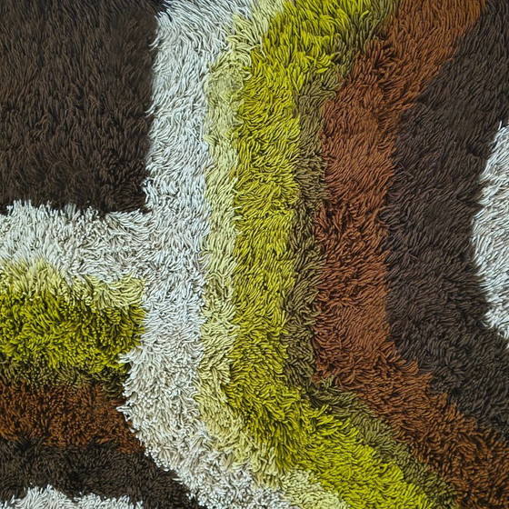 Wunderschöner Space Age Luxus Teppich von Desso aus den 1970er Jahren mit Originallabel. – Teppiche & Läufer (photo 11 of 16)