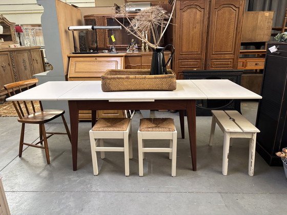 Image 1 of Table vintage