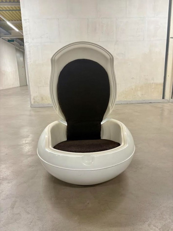 Image 1 of Eierstoel