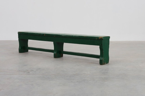 Image 1 of Rustiek primitief groen boerenbankje van massief eikenhout, Frankrijk ca. 1900