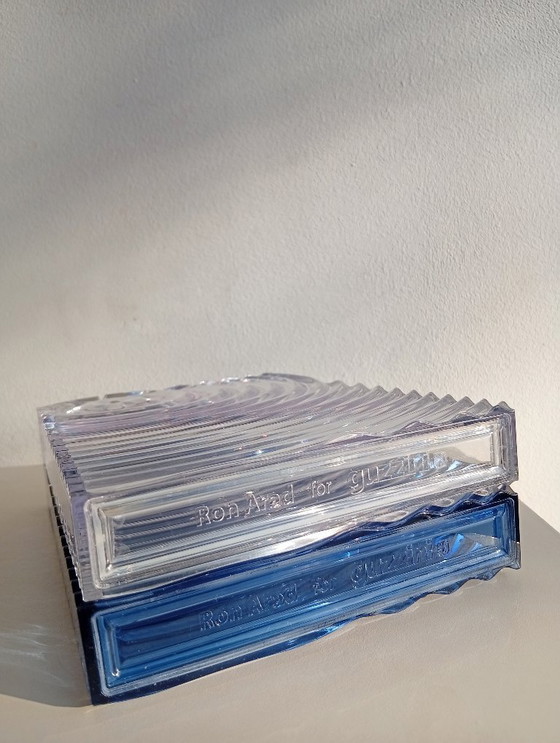 Image 1 of Ron Arad für GUZZINI 'Ripples' Wasserflasche 2er-Set transparent und blau