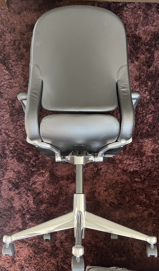 Image 1 of Sillón Herman Miller Equa Executive