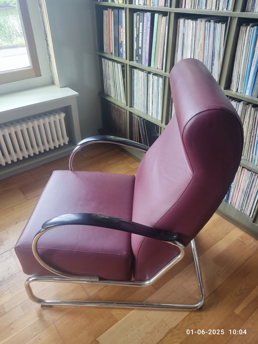 Plaster van der Stroom armchair.