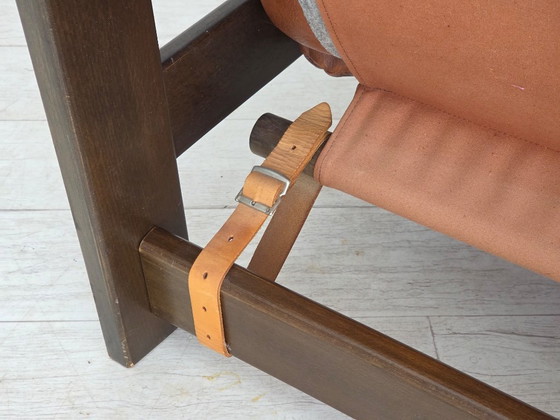 Image 1 of Sillón escandinavo años 70, mobiliario de piel, lona, ​​madera de roble.