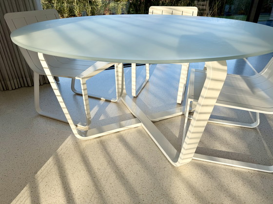 Image 1 of Round garden table 150cm