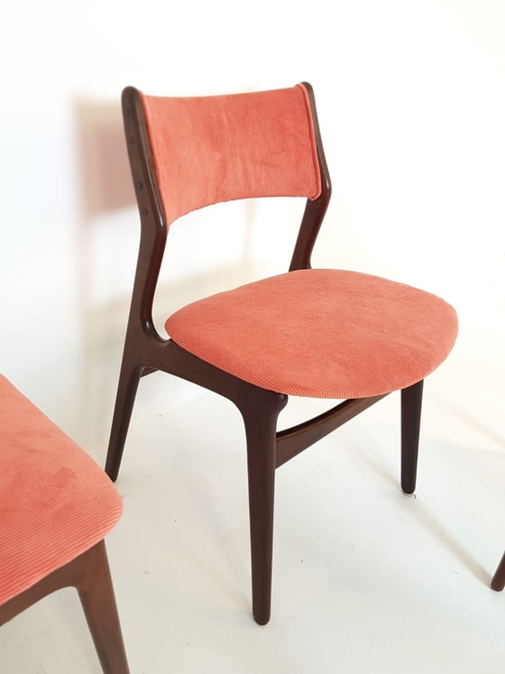 4 Danish Teak Wood Dining chairs Newly Upholstered – Polyester (photo 13 of 15)