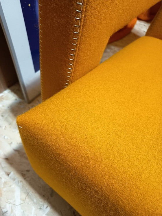 Image 1 of CASSINA Paire de fauteuils Utrecht 637 NEUF 2026 en laine KVARD Moutarde par Gerrit Rietveld