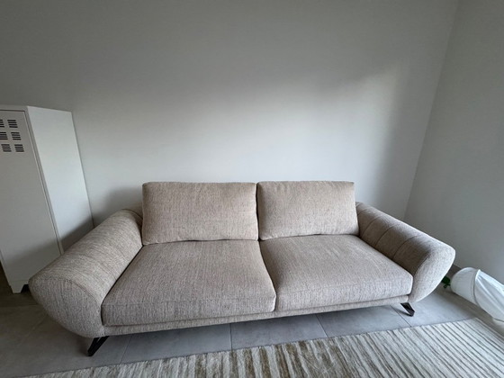 Image 1 of Canapé et pouf modèle caractère Roche Bobois neuf