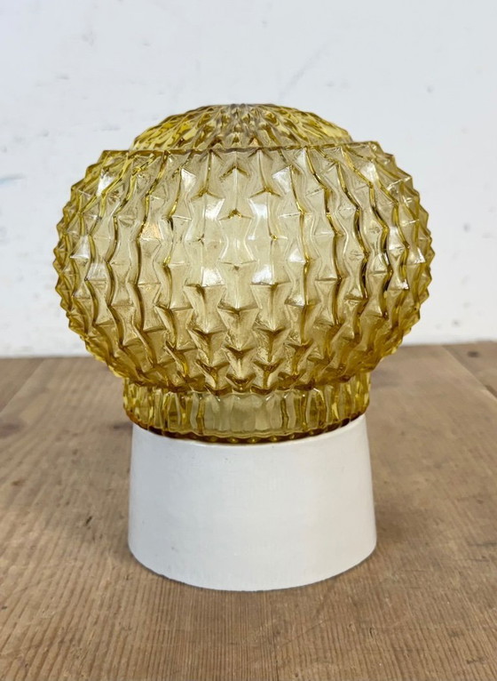 Image 1 of Lampada da soffitto vintage in porcellana bianca, anni '70