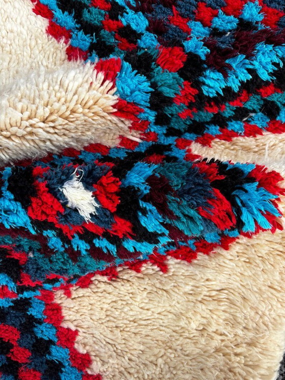 Image 1 of Vintage Beni Ouarain tapijt 90x190 cm | Marokkaans wollen tapijt | Crème Berber tapijt met kleurrijke ruiten