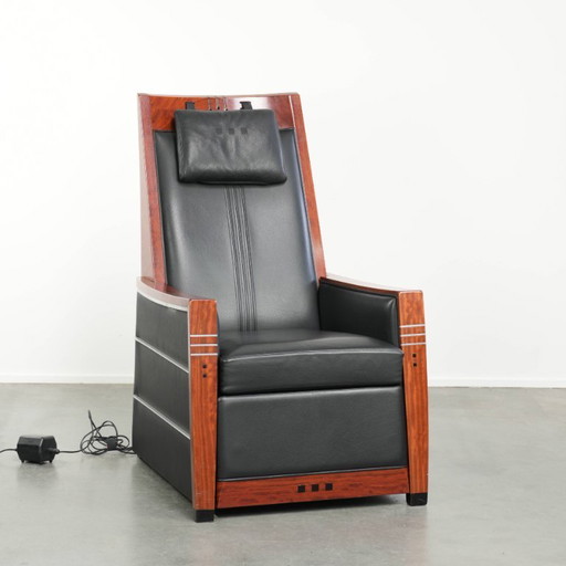 Schuitema Art Deco design relaxfauteuil uit de Decoforma serie met zwart rundleer