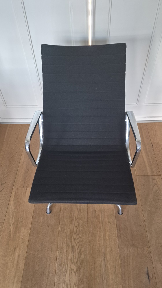 Image 1 of 2 x vitra eames stoelen