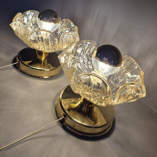 Conjunto de dos lámparas de mesa de cristal con forma de flor de Leclaire & Schäfer de los años 70.