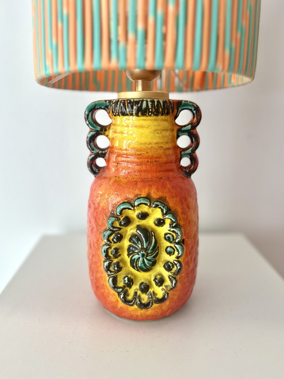 Image 1 of Outdoor-Geeignet: Pop Art Tischlampe aus Dümler & Breiden “Studio 71” Vase
