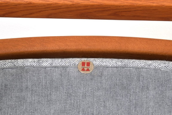 Image 1 of Sedia a dondolo ML33 in rovere, disegnata da Hans J. Wegner per A/S Mikael Laursen, anni '50.