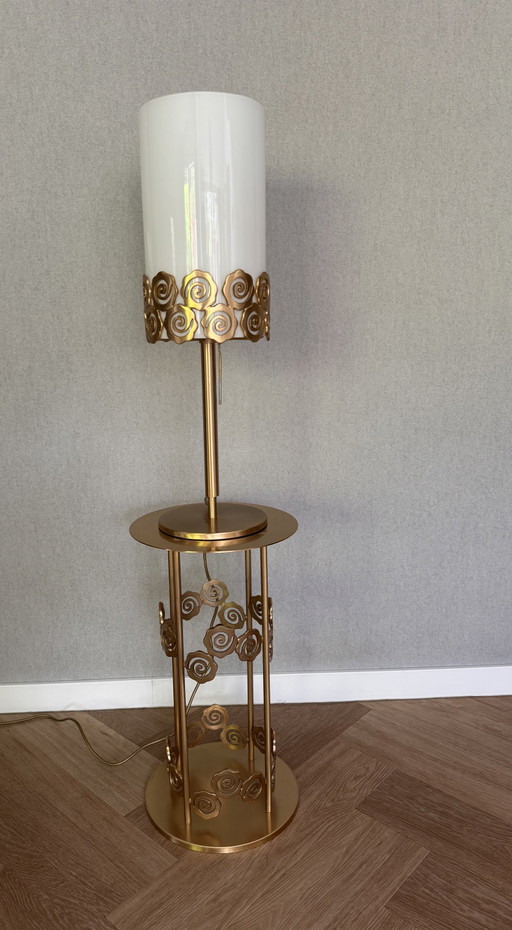 Prearo lamp and small table
