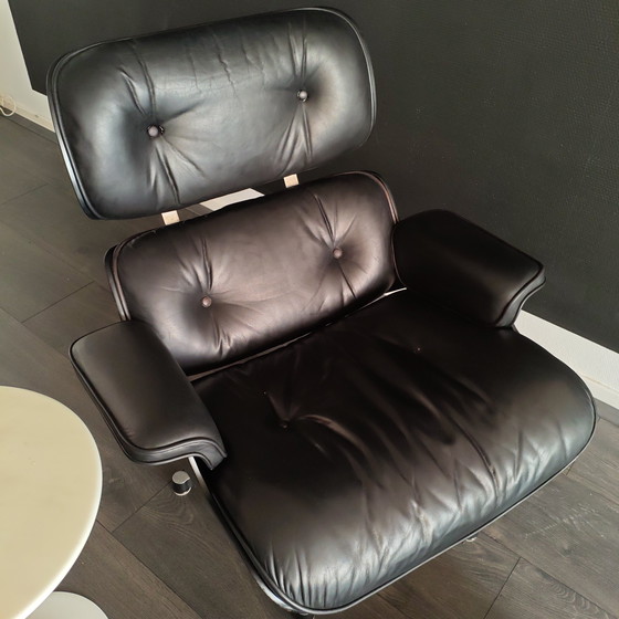 Image 1 of Poltrona Eames, H Miller di Vitra