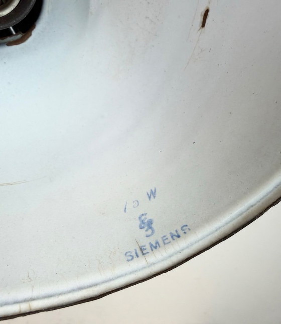 Image 1 of Industrial Grey Enamel Workshop Table Lamp from Siemens, 1950s