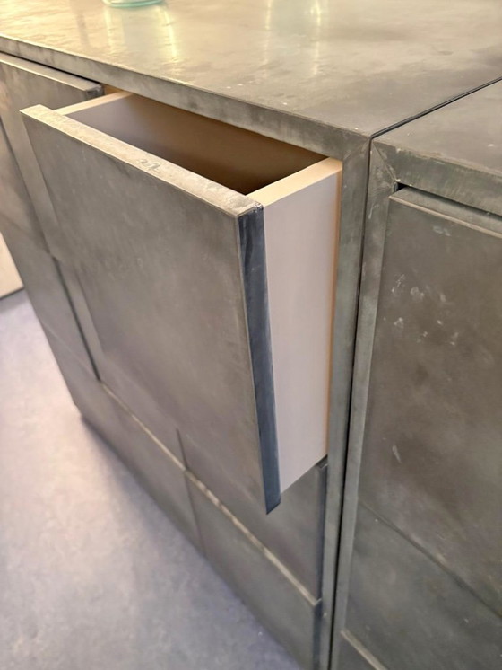 Image 1 of Commode en zinc Arno Kortschot