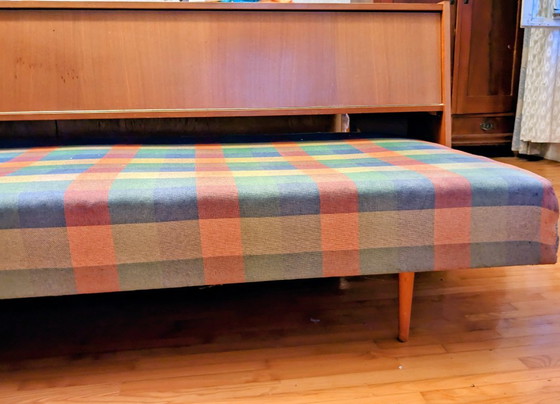 méridienne du milieu du siècle – Banquettes, Wood (photo 4 of 10)