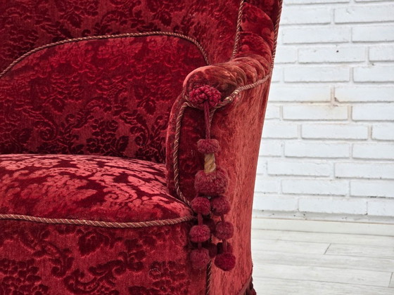 Image 1 of Fauteuil danois à haut dossier, années 1950, revêtement en velours, pieds en bois de hêtre.