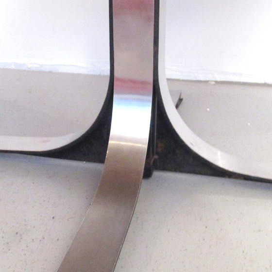 Image 1 of In hoogte verstelbare ronde tafel, jaren 60