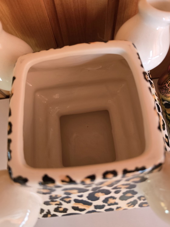 Image 1 of Delft Blue tulip vase