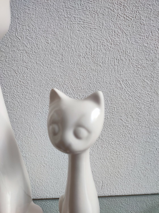 Image 1 of Vintage keramieken poezen katten kat poes beeldje beeldjes wit Retro