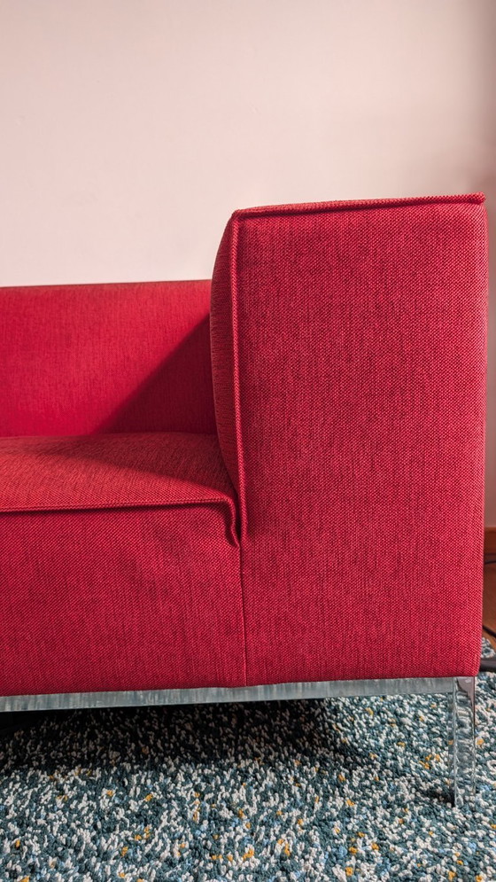 Image 1 of Rotes Sofa der belgischen Marke KOOZO
