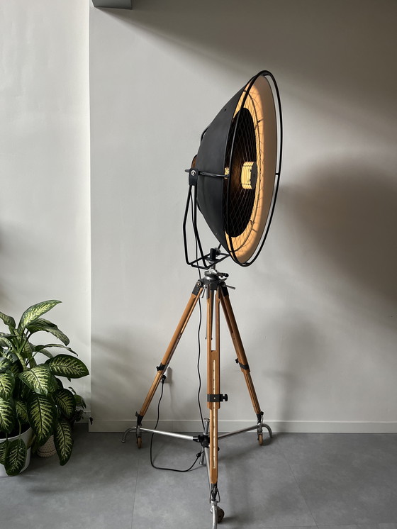 Image 1 of Lampe de cinéma XXXL sur trépied Berlebach