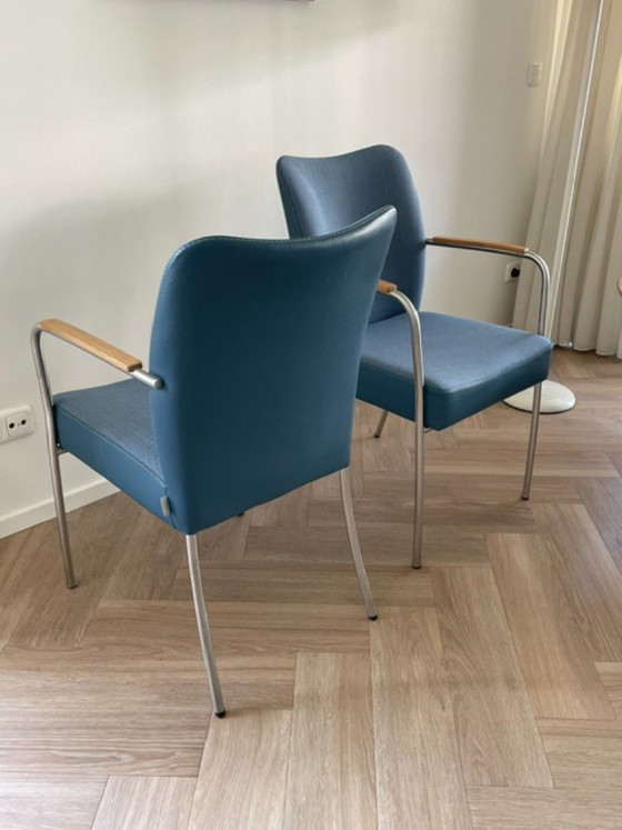 Bert Plantagie - 2 eetkamerstoelen Rumba – Textiel, Hout (photo 6 of 8)